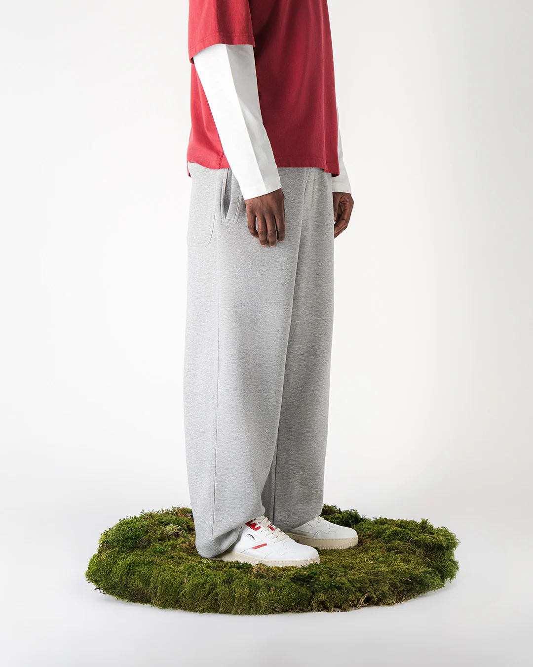 Origin - White & Red - Apple - Image 3